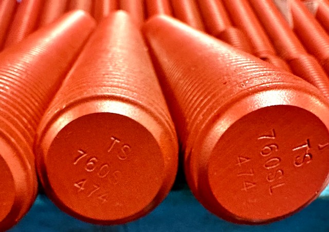 Photo 1 MASTERCOTE Coated Stud Bolts